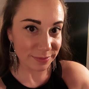 Meet your Posher, Lacey